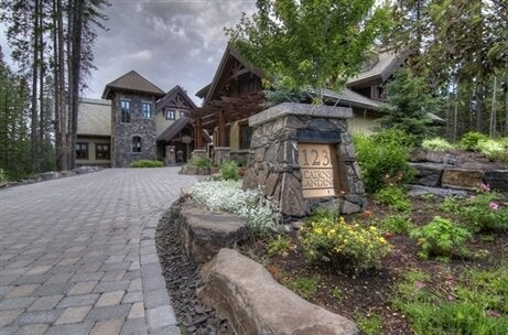 Canmore, Alberta: $12,700,000