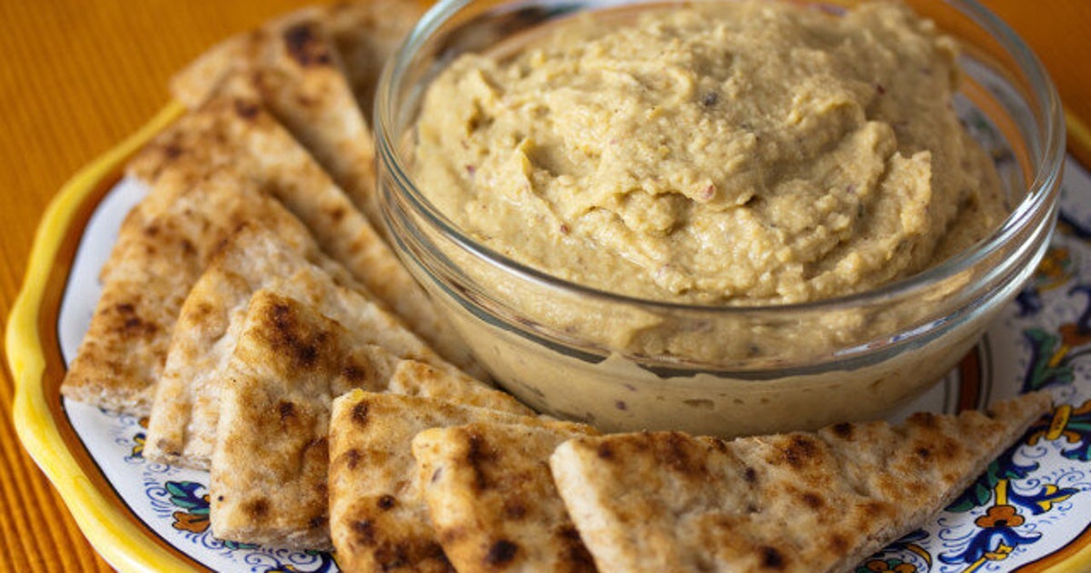 Raw Sprouted Chickpea Hummus [RECIPE] HuffPost Life