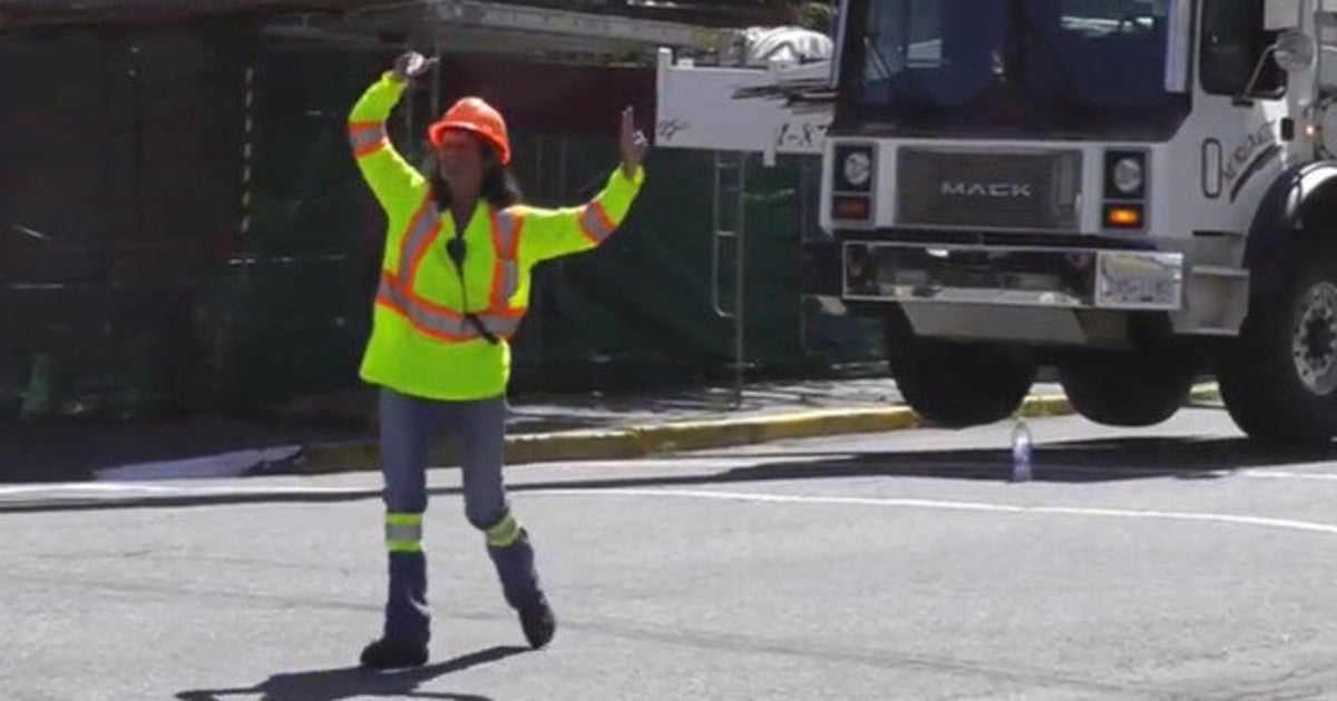 Carry Thomas, Dancing Flagger Happiest Construction Worker in BC (VIDEO ...