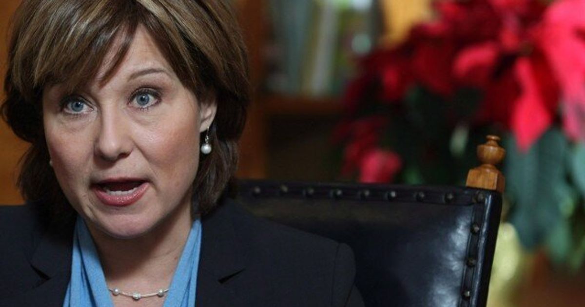 Polls Show Christy Clark Isnt Exactly In B C S Good Books Huffpost