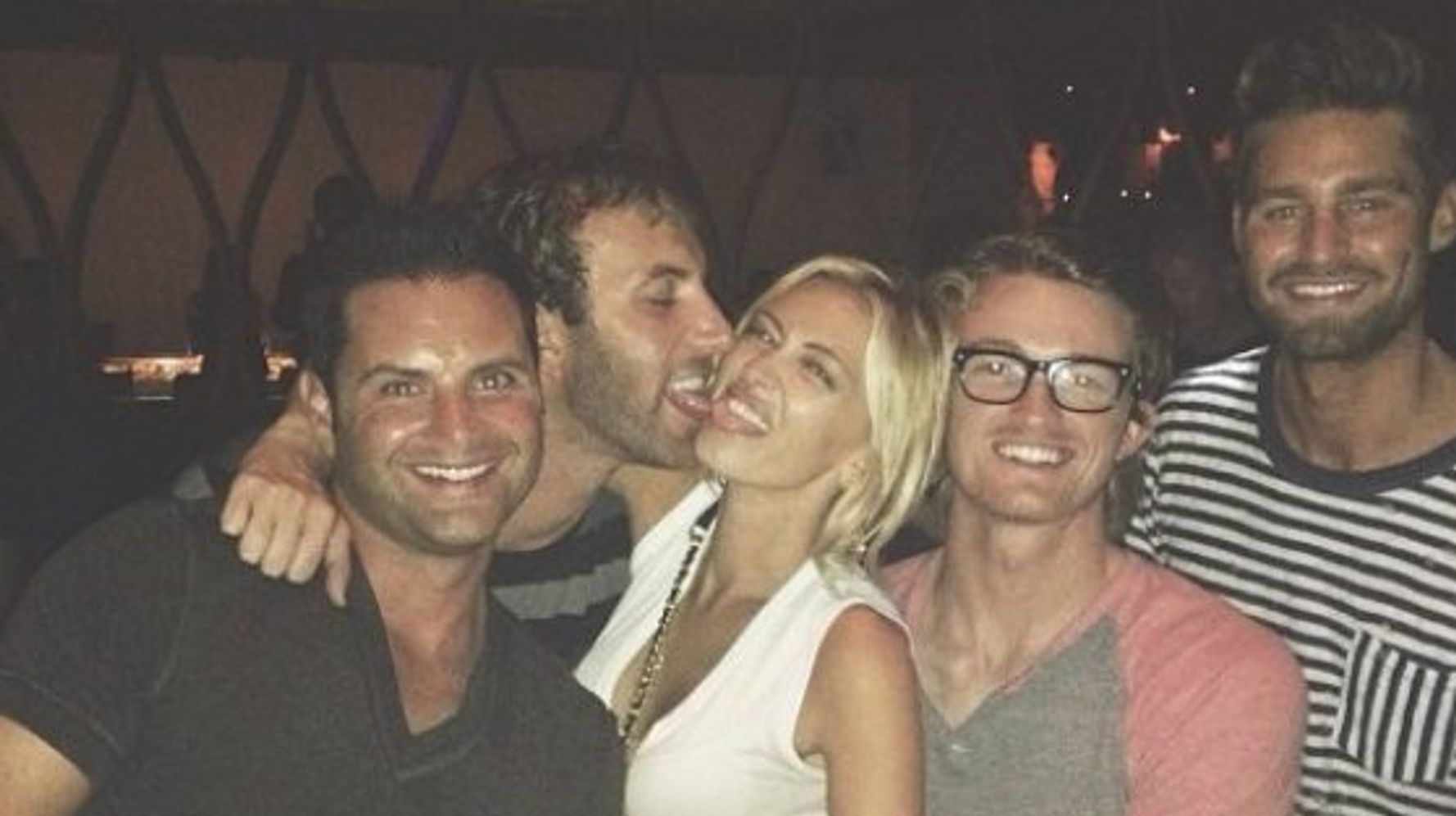 Paulina Gretzky Gets A Wet Kiss From Fiance Dustin Johnson (PHOTOS) |  HuffPost Style