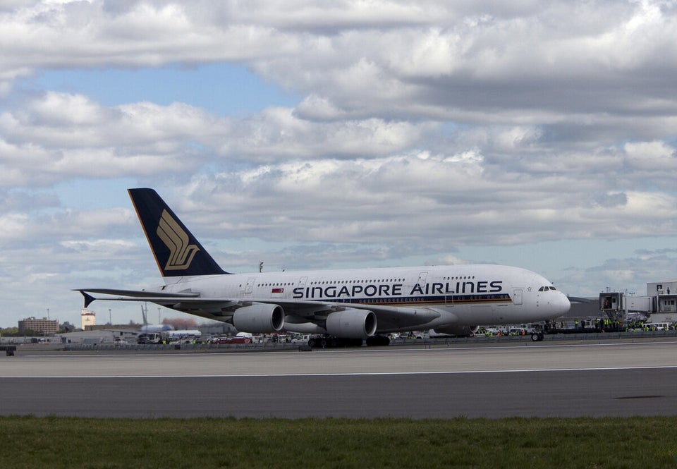 10. Singapore Airlines