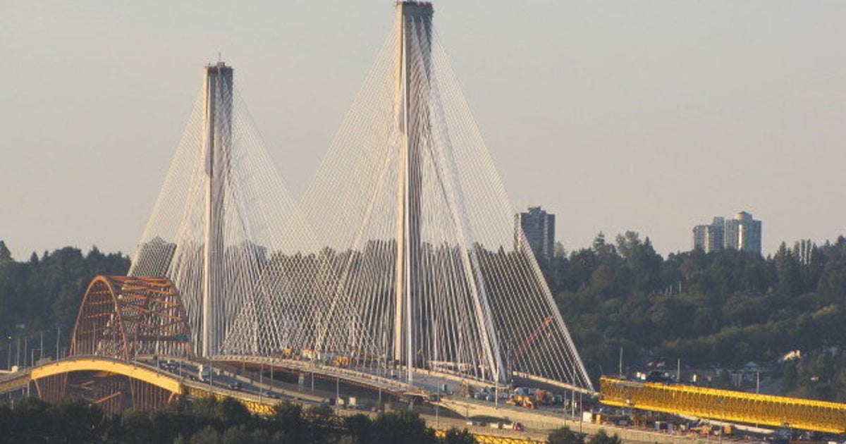 Port Mann Bridge Opens To TwoWay Traffic Dec. 1 HuffPost Canada