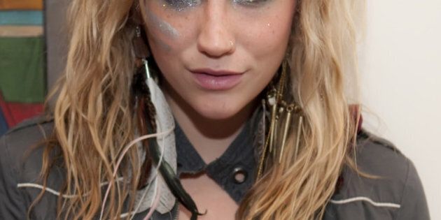 Are You Into the Hair Feather Extensions Trend? Did You Even KNOW It Was a  Trend?