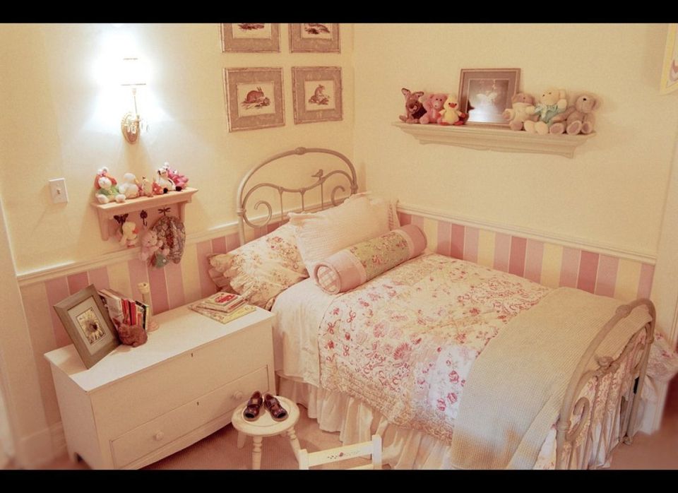 ARLIE'S BEDROOM: BEFORE AND AFTER