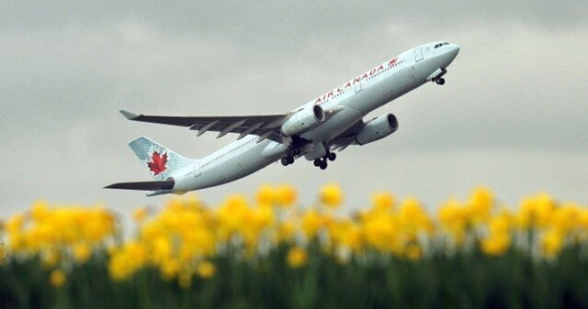 Air Canada Strike Possible As Flight Attendants Reject Agreement Huffpost Canada