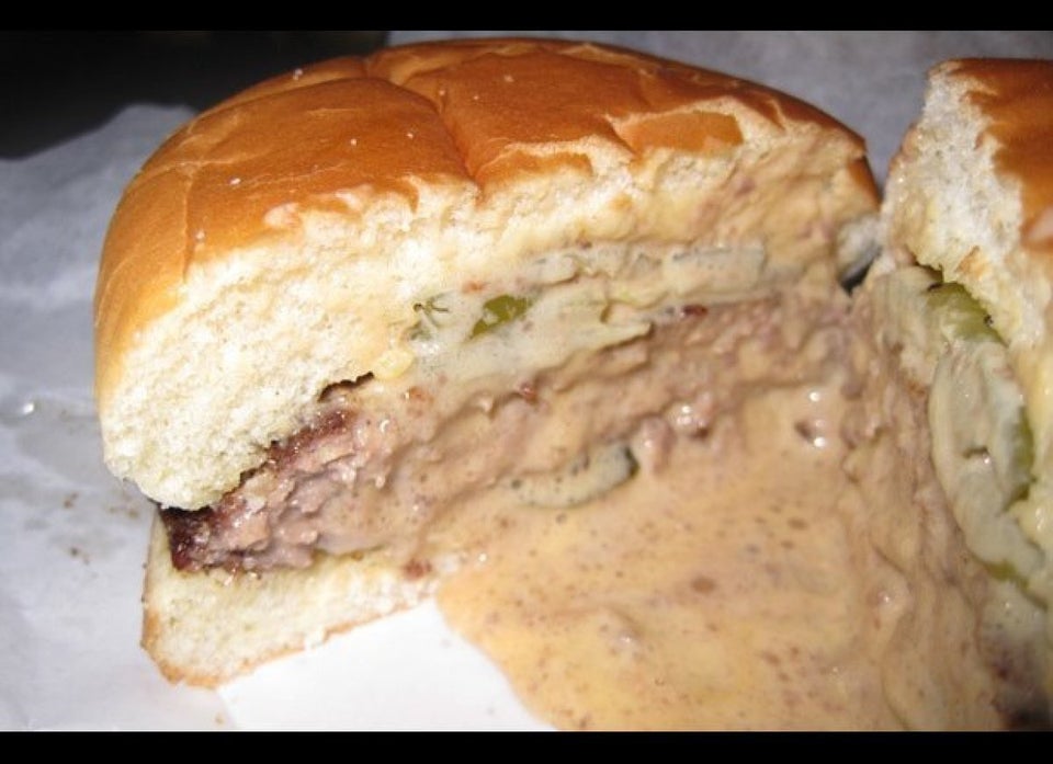 10) Jucy Lucy, Matt's Bar (Minneapolis)