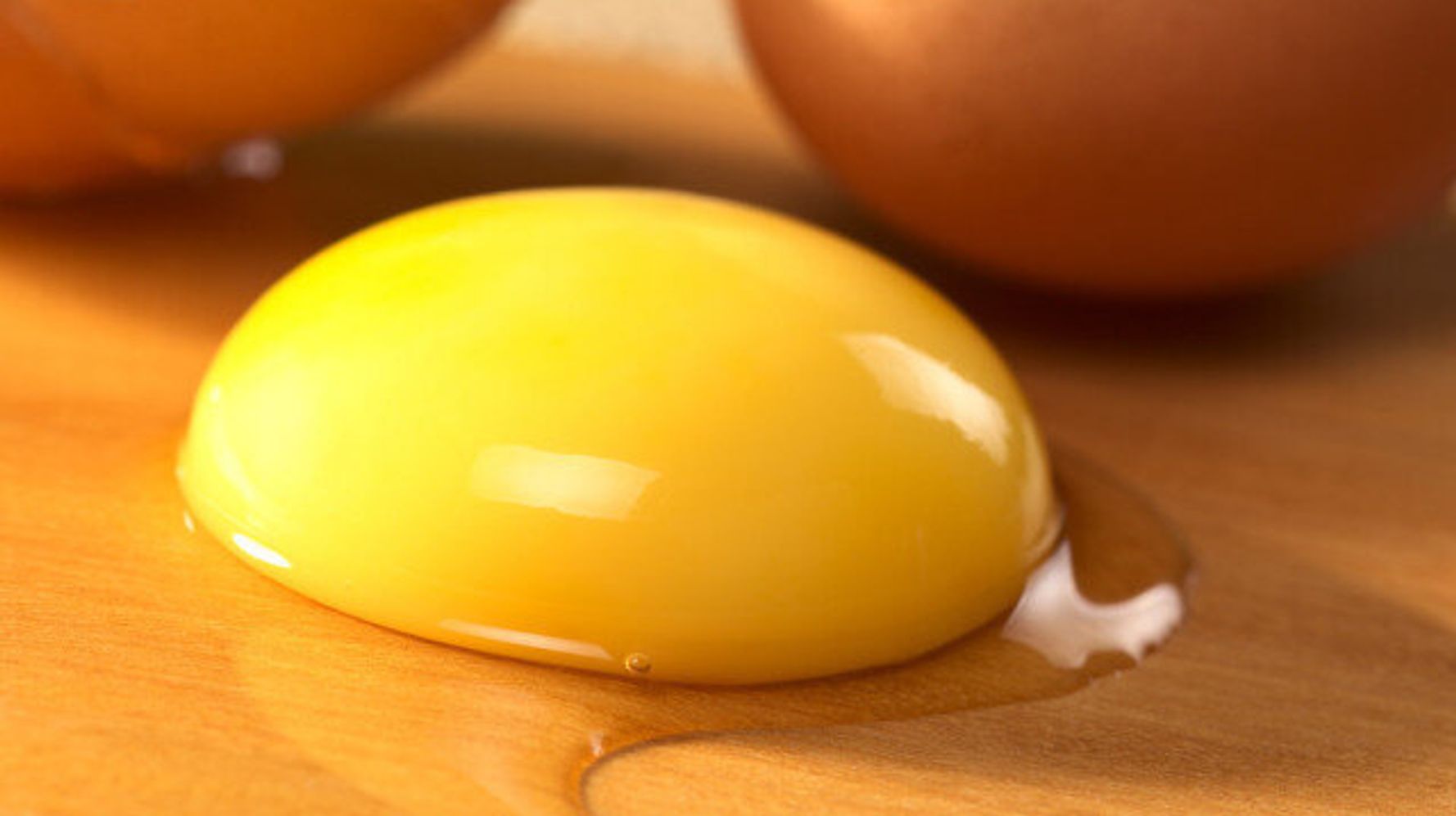 Желток прилагательное. Желток. Пасхальные яйца желток. Эмульгатор яичный желток. Сухой желток.