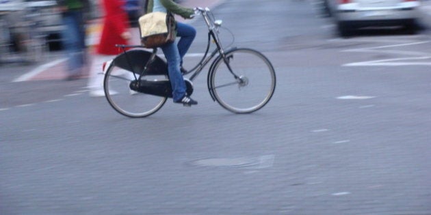 Description 1 Cyclist in Cologne | Source Original photograph | Author ProfDEH | Date 2008-02 | Permission | other_versions- ...