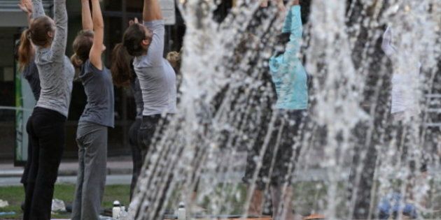 Stanley Cup Yoga Embraced By Vancouver Canucks Fans ...