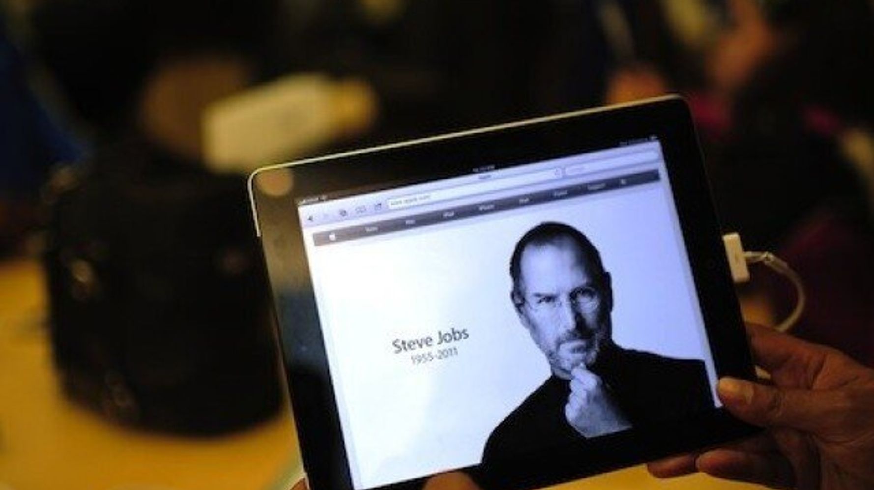 Steve Jobs Dead Apple Founder Was A Man Among Machines Huffpost Canada News 