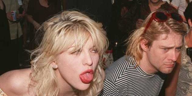 1993.Universal City.Kurt Cobain Lead Singer Of Nirvana With His Wife Courtney Love Who Shows Her Displeasure With The Press- (Photo By Paul Harris/Getty Images)