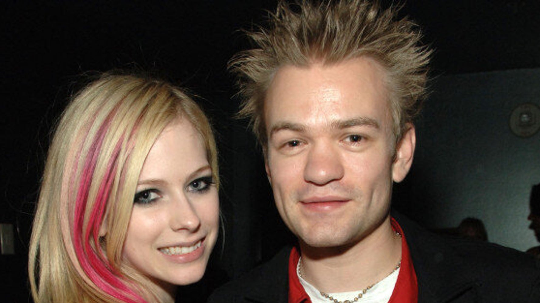 Avril's Ex-Husband, Sum 41's Deryck Whibley, Has 'Lavigne' Removed