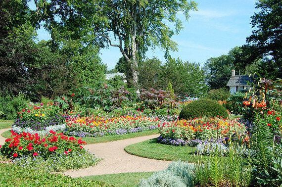 Celebrate Spring At Canada's Most Beautiful Public Gardens | HuffPost ...