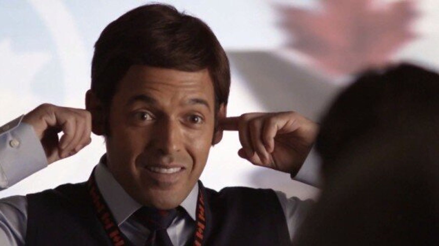 22-minutes-air-canada-customer-service-parody-is-pretty-much-spot-on