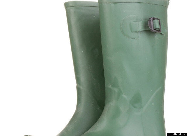 hunter boots splitting