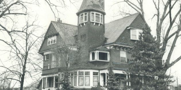 7 Of The Most Haunted Places In The Gta Huffpost Canada