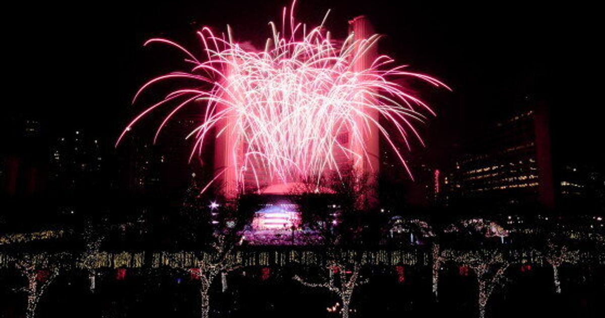 New Year&#039;s Eve Fireworks: The Best Places In Canada To Ring In 2014 (PHOTOS) | HuffPost Canada