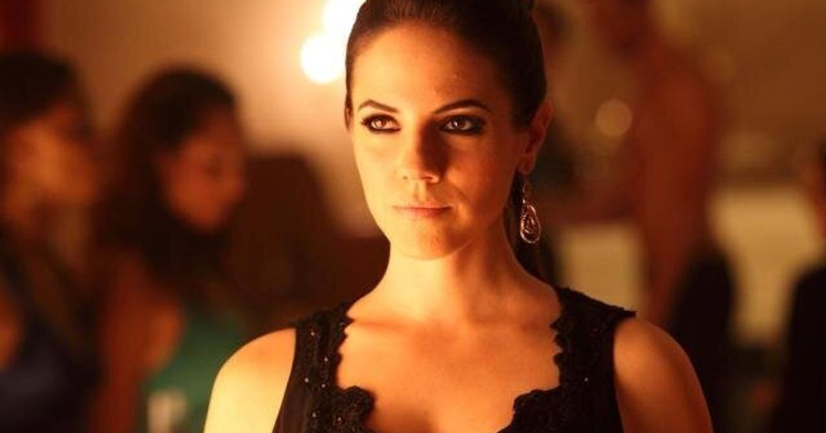 Lost Girl Season 4 Showcase Renews Hit Series Huffpost News