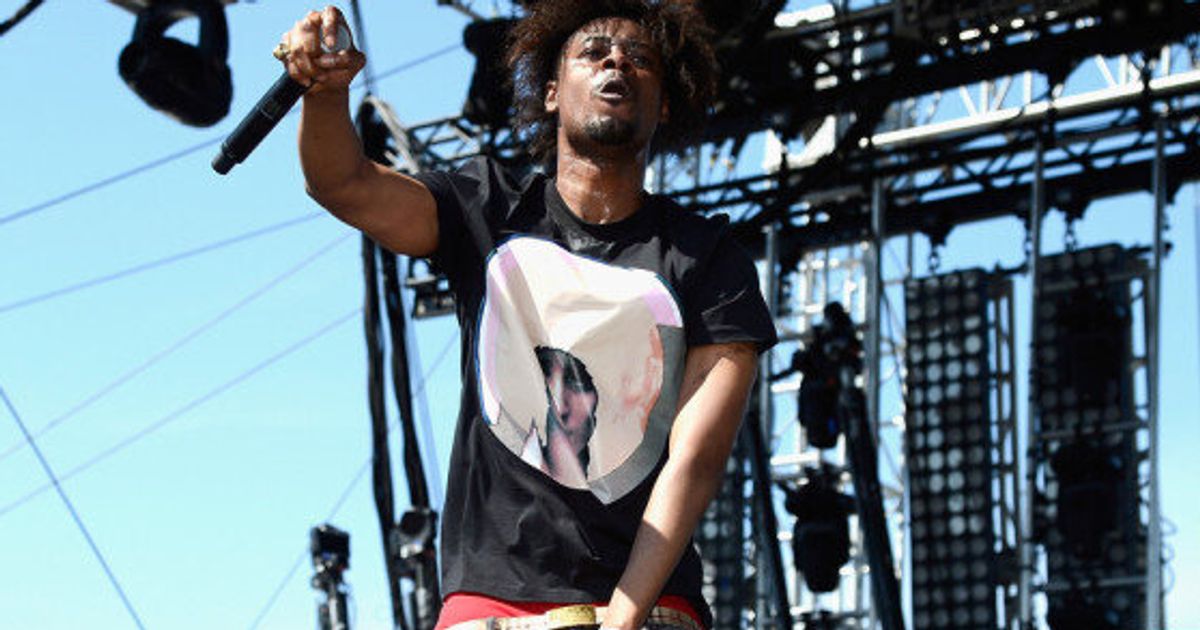 Danny Brown Receives Oral Sex From Fan On Stage, Keeps Rapping ...
