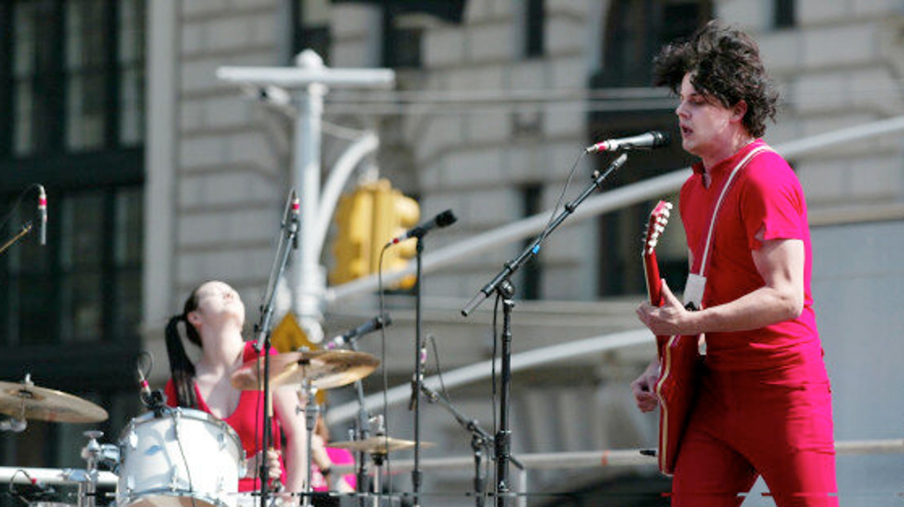 12 Bands We Want To See Reunite Already (Yes, Jack, That Means You