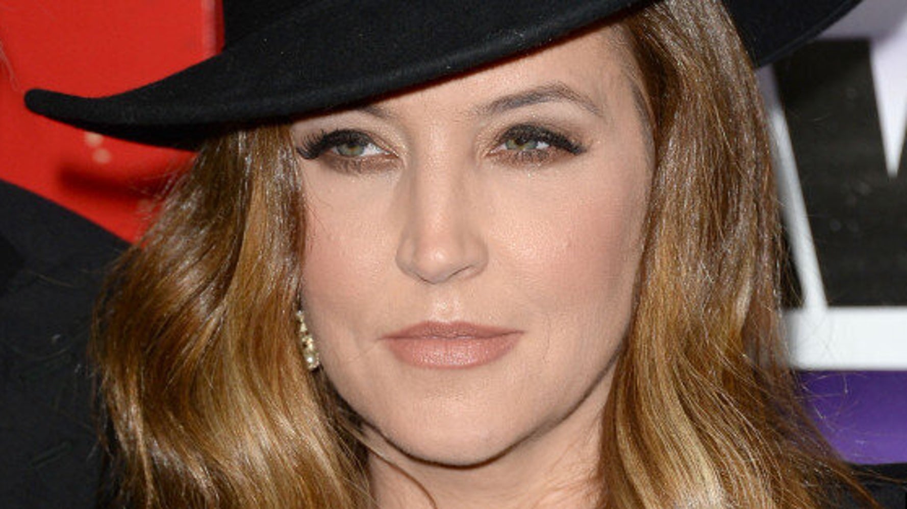 Lisa Marie Presley Talks New Music, Tour and Elvis | HuffPost Canada News