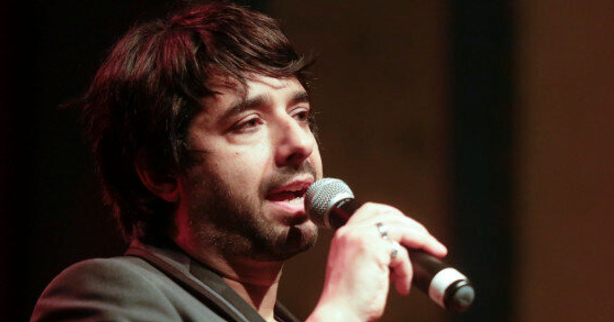 Jian Ghomeshi Arrested Ex Cbc Host Facing Sexual Assault Charges Huffpost News