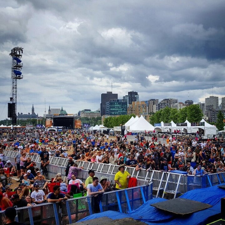 The RBC Bluesfest crowd for Midnight Shine's performance.