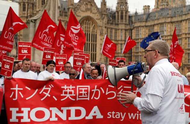 BREXIT: Απολύσεις μέσω DVD - Η Honda εγκαταλείπει εργοστάσιο με 15.000