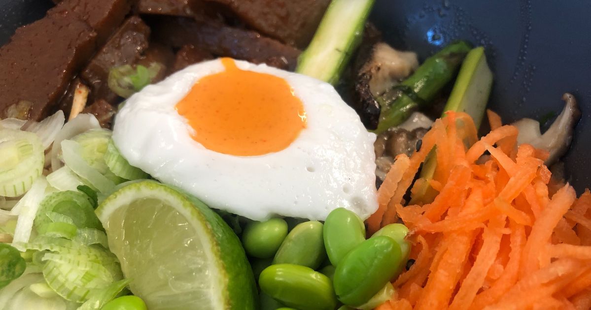 Wagamama Launches Vegan 'Egg' – We Tried It (And Filmed Our Reactions) |  HuffPost UK Life