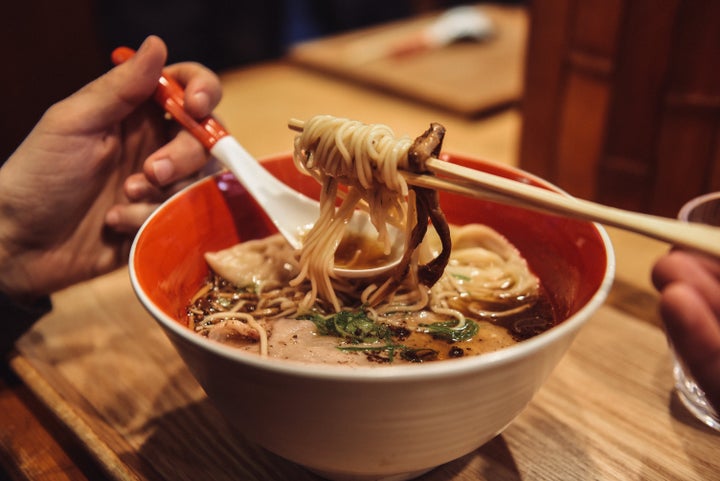 飲み会の帰りはラーメン屋ではなく 書店 に立ち寄る ハフポスト Life