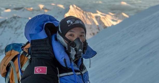 Record Sur Leverest Pour Ce Sherpa Qui Monte Pour La 23e