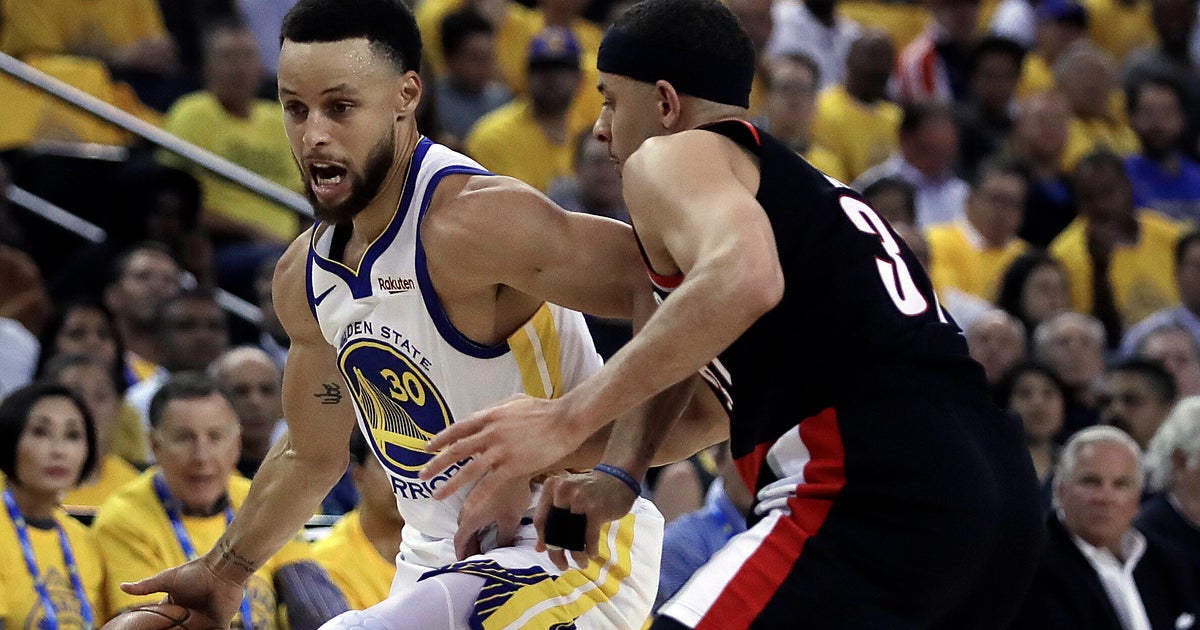 Who is Steph Curry's Brother Seth Curry & Father Dell Curry? - EssentiallySports