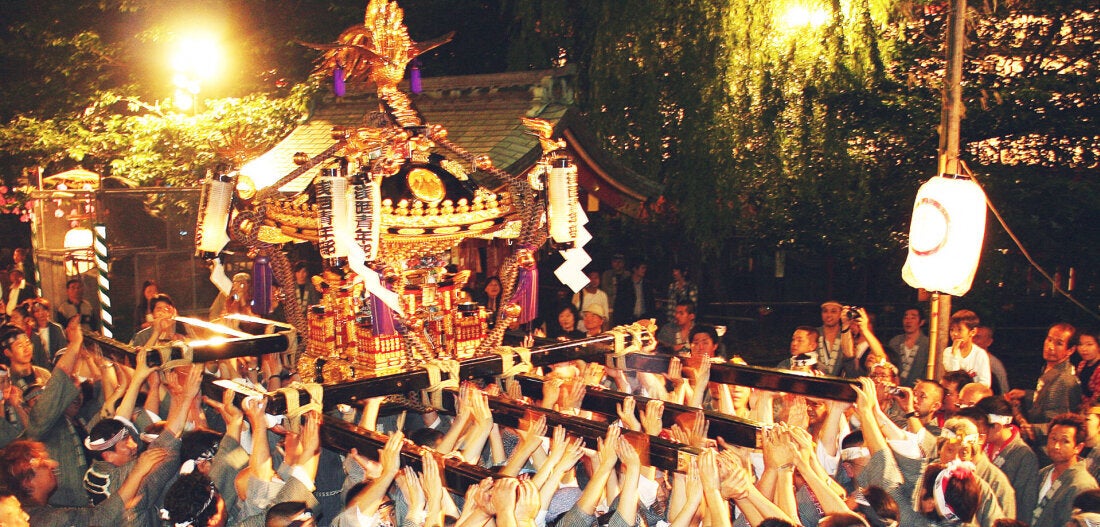 東京的「江戶三大祭典」 神轎山車潑水祭