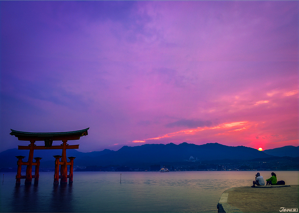 嚴島神社