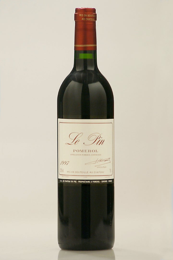 Ενα μπουκάλι Chateau le Pin Pomerol του 2001 βρίσκεται στο μενού του Hawksmoor με τιμή 4.500 λίρες Αγγλίας (στη φωτογραφία απεικονίζεται φιάλη του 1997)