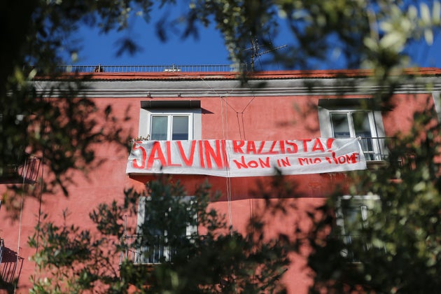 «Σαλβίνι, ρατσιστή. Όχι εξ ονόματός μου».