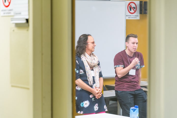 Une intervention faite dans une classe dans le cadre du projet pilote du GRIS sur l'identité de genre.