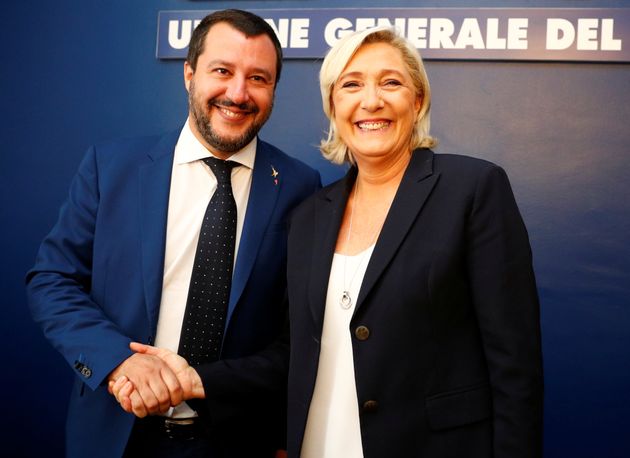 Le Dangereux Et Comique Salvini Va T Il Donner A Marine Le Pen Son Arme Fatale Politique Le Huffpost