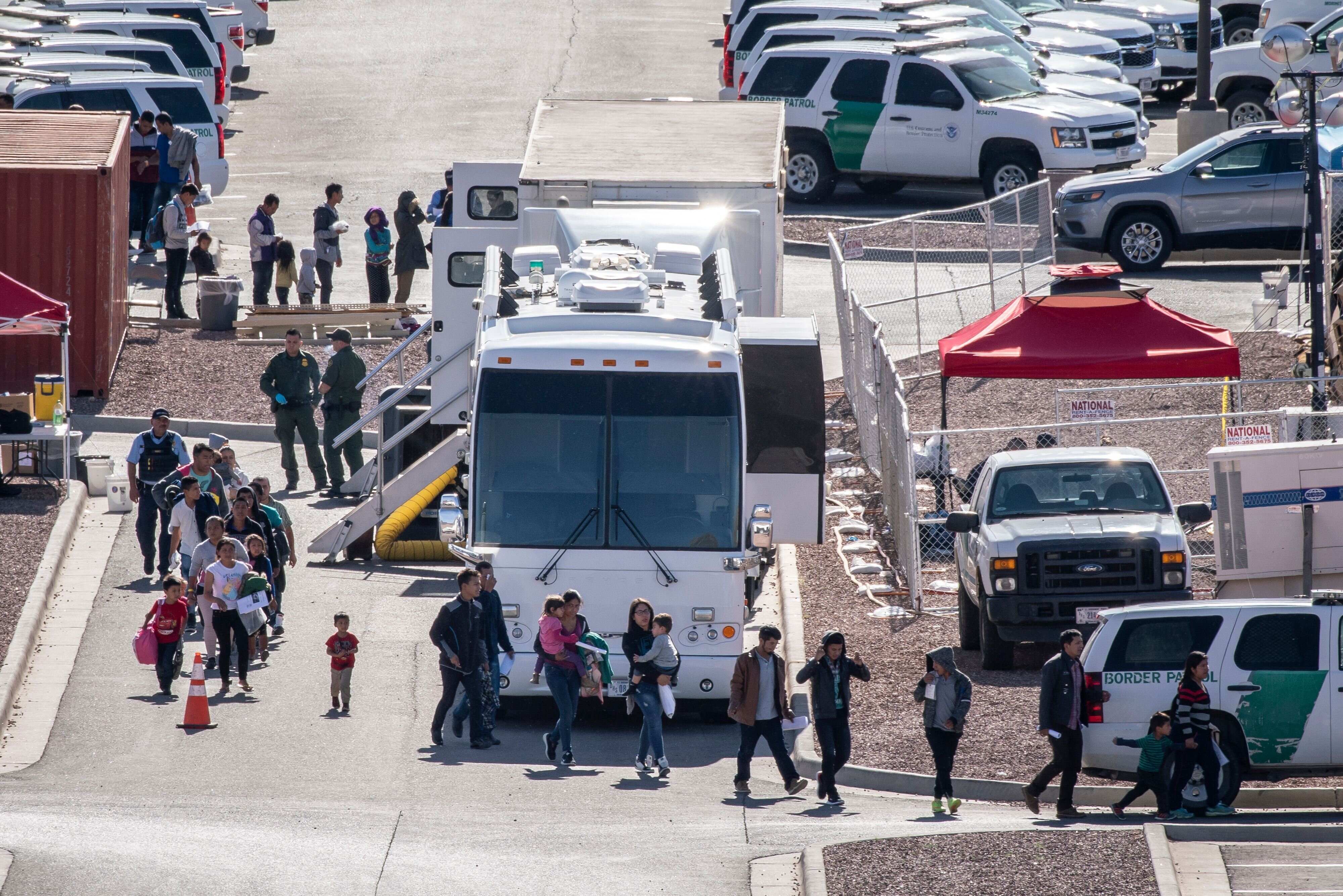 Trump Admin. Is Transporting More Migrants From Border To Other U.S. Cities