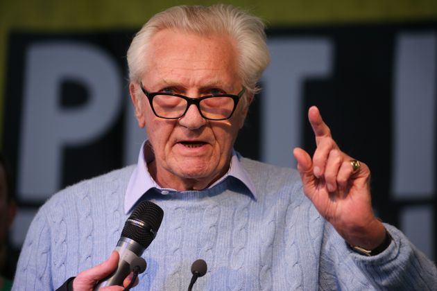 Lord Heseltine earlier told the BBC that he had merely lent his support to an individual Liberal Democrat candidate.