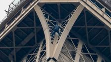 Climber Shuts Down Eiffel Tower
