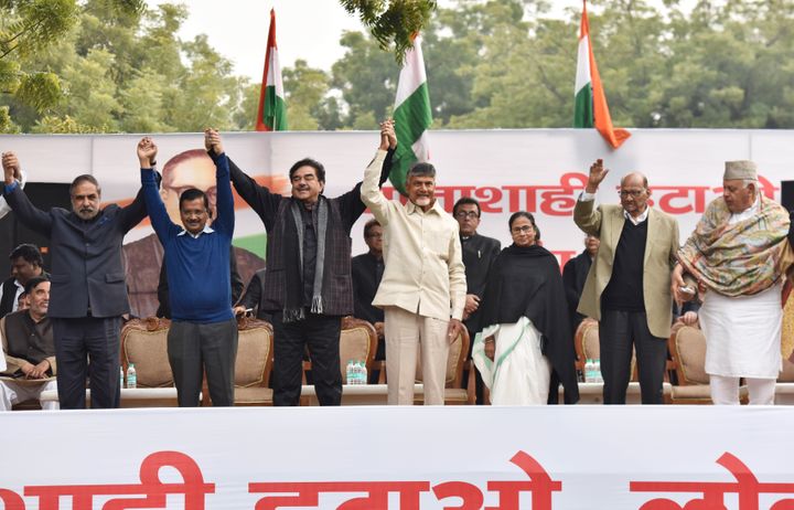 Delhi Chief Minister Arvind Kejriwal, Andhra Pradesh chief minister N Chandrababu Naidu, West Bengal chief minister Mamata Banerjee, Congress MP Anand Sharma, BJP MP Shatrughan Sinha and other leaders during the 'Save Democracy' rally to protest against BJP government, at Jantar Mantar, on February 13, 2019 in New Delhi.
