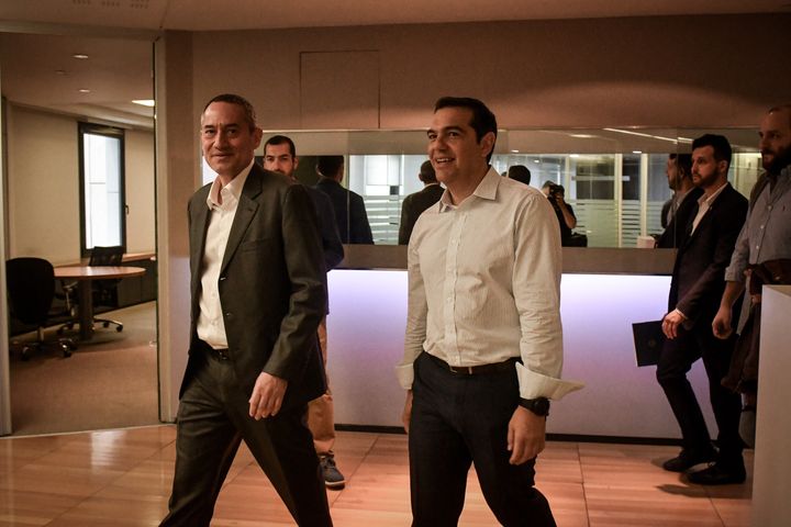Ο πρωθυπουργός και Πρόεδρος του ΣΥΡΙΖΑ Αλέξης Τσίπρας και ο ιδιοκτήτης και πρόεδρος της 24MEDIA Δημήτρης Μάρης 