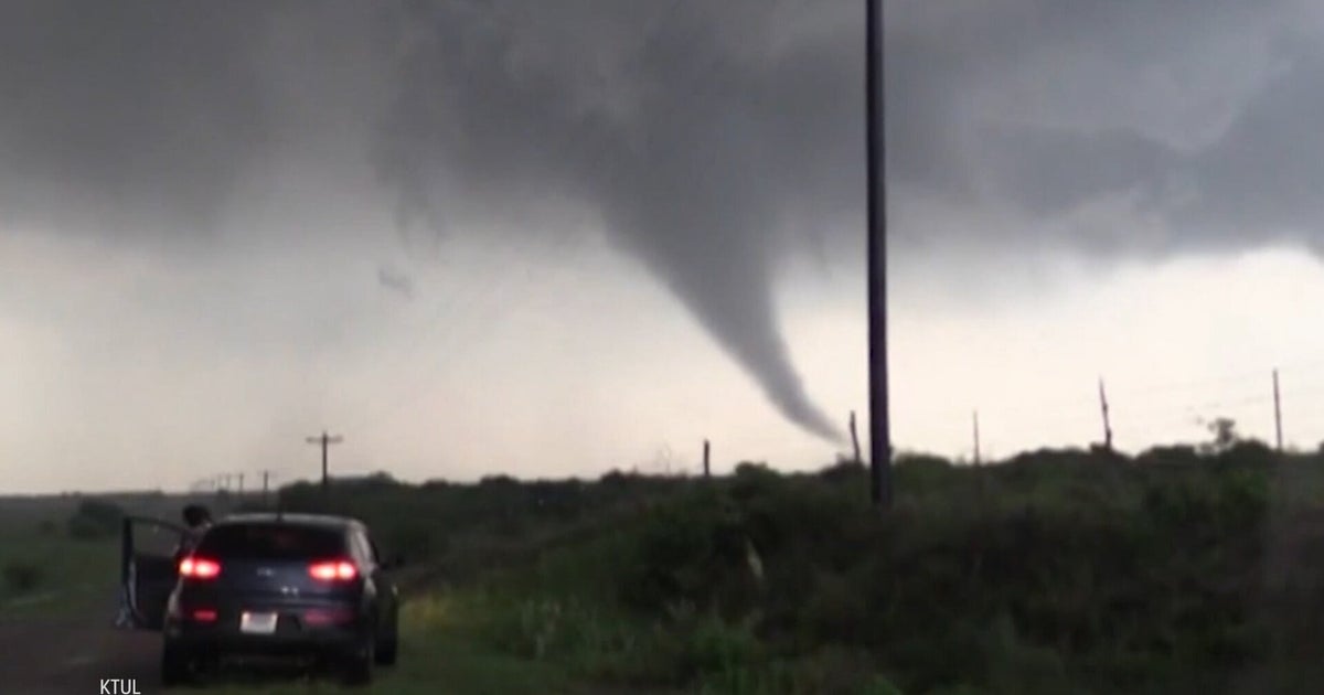 Tornadoes Rip Through Southern Plains | HuffPost Videos