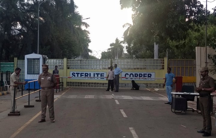 Police stand gurad outside a copper smelter controlled by London-listed Vedanta Resources in Thoothukudi in the southern state of Tamil Nadu, India, May 28, 2018.