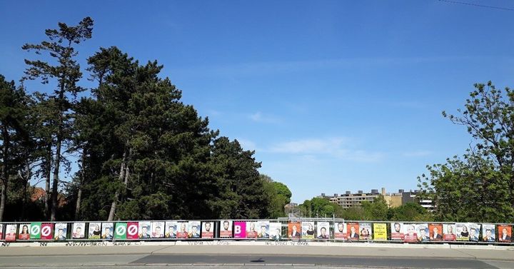 ６月に行われる国政選挙に向けた立候補者のポスター。デンマークは公設掲示板がないので、現在街のあちこちにポスターがあふれている
