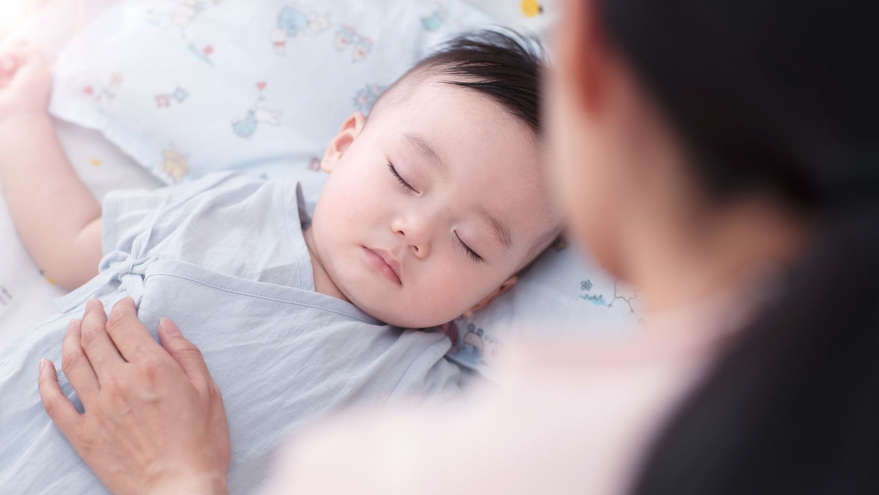 what-is-sleep-training-for-babies-and-how-does-it-work-huffpost