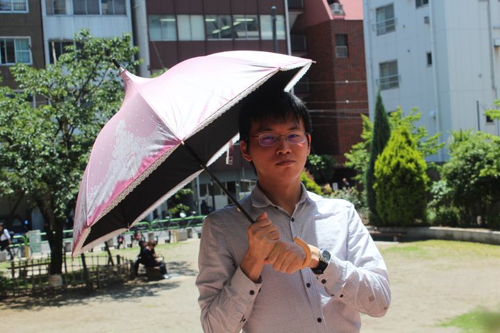 とにかく日傘が似合わない筆者