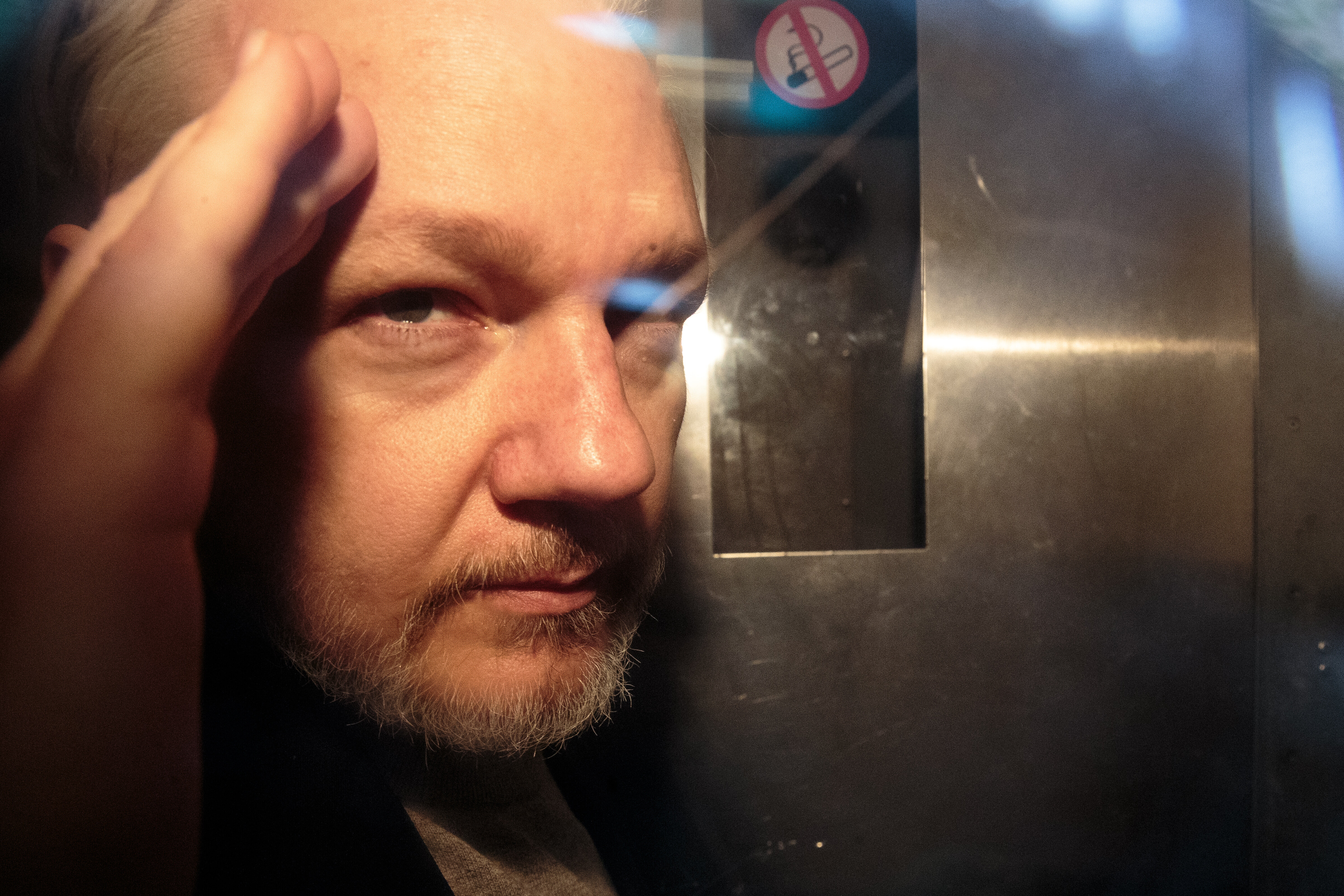 Assange's Espionage Act Charge Sets Up A Fight Over The First Amendment ...